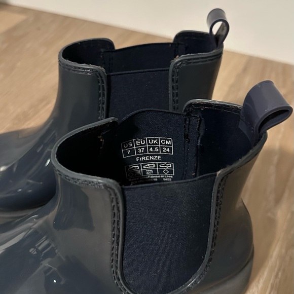 Cougar Firenze Chelsea Wedge Rain Boots - Picture 3 of 5